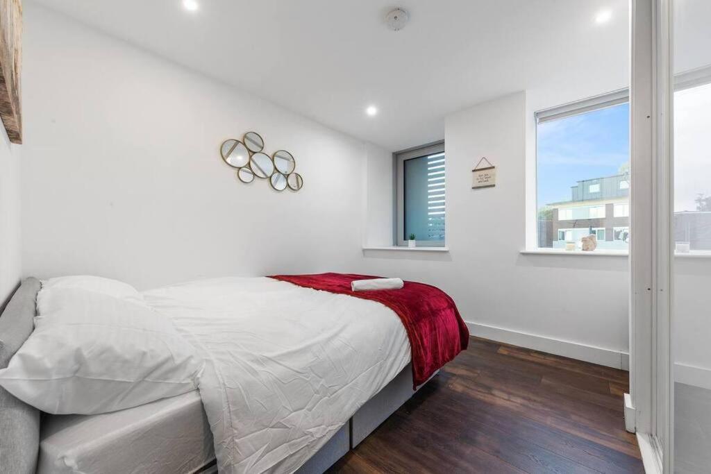 Ferienwohnung Sleep 7 20 Mins From London Waterloo Bp65 Exterior foto